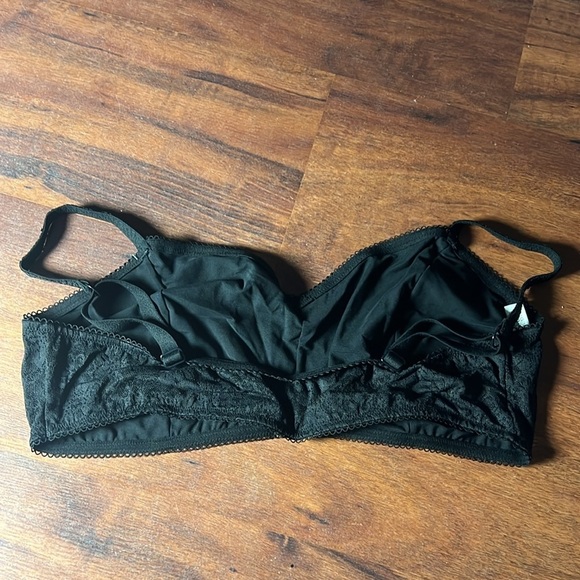 VS Pink black lace wink unlined scoop bralette Large DD lacey stretchy - Picture 9 of 11